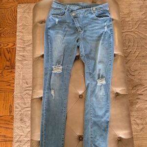 Womens Front Side Button Ripped Jeans Size XL